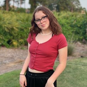Meet your Posher, Hailey
